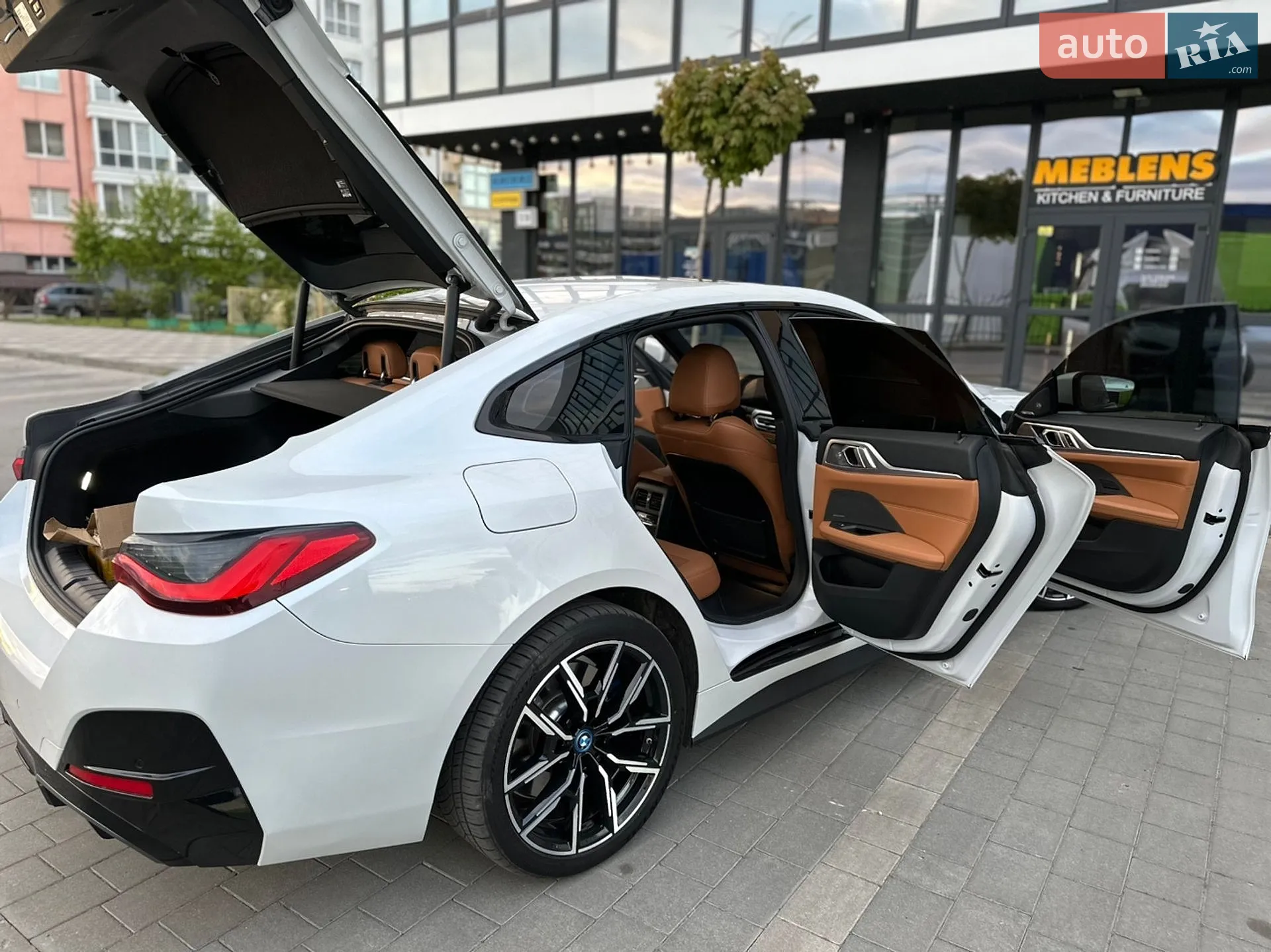 2022 BMW i4 - мініатюра 28