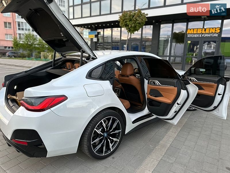 BMW i4 2022