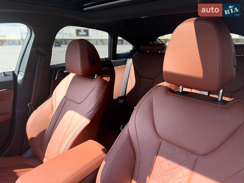 Купе BMW i4 2025 в Чернівцях