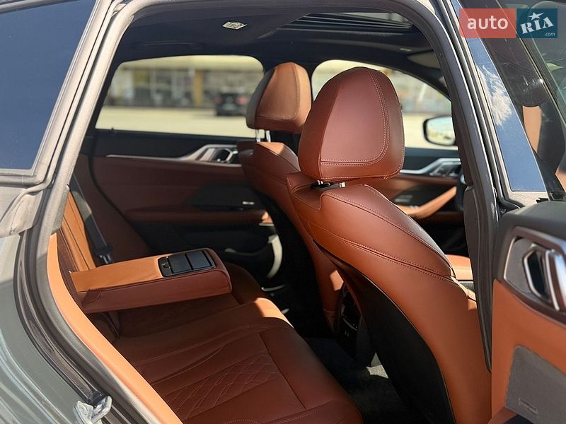 Купе BMW i4 2025 в Чернівцях