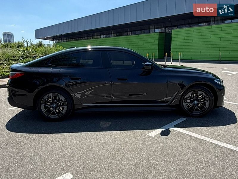 Купе BMW i4 2024 в Киеве