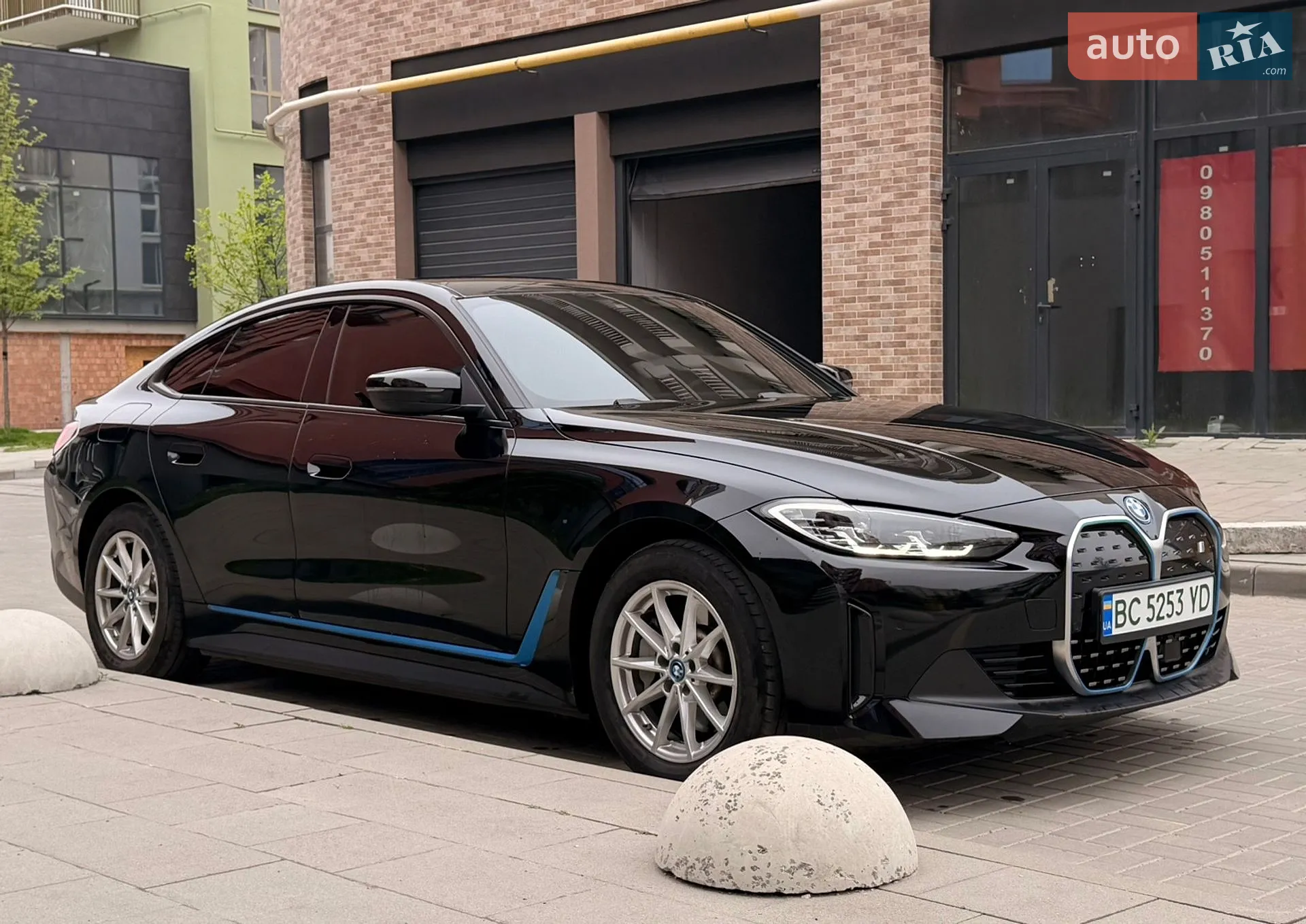 2023 BMW i4 - мініатюра 7