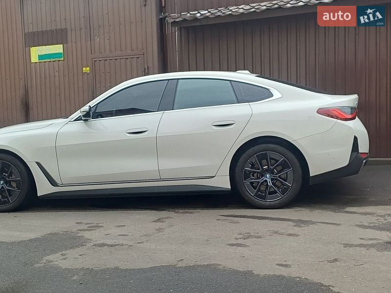 Купе BMW i4 2023 в Киеве