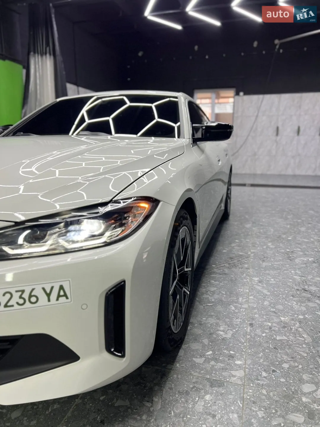 2023 BMW i4 - мініатюра 19