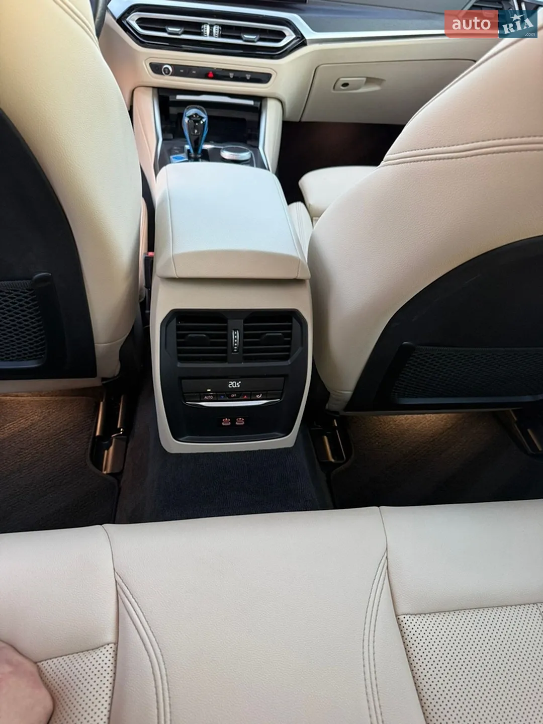 2022 BMW i4 - мініатюра 54