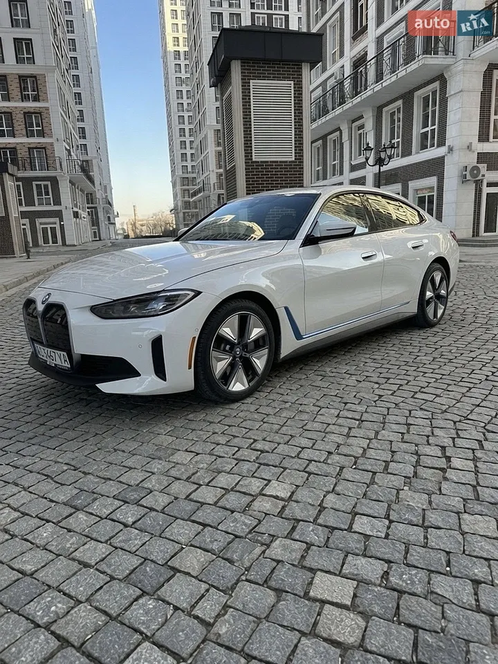 2022 BMW i4 - мініатюра 47