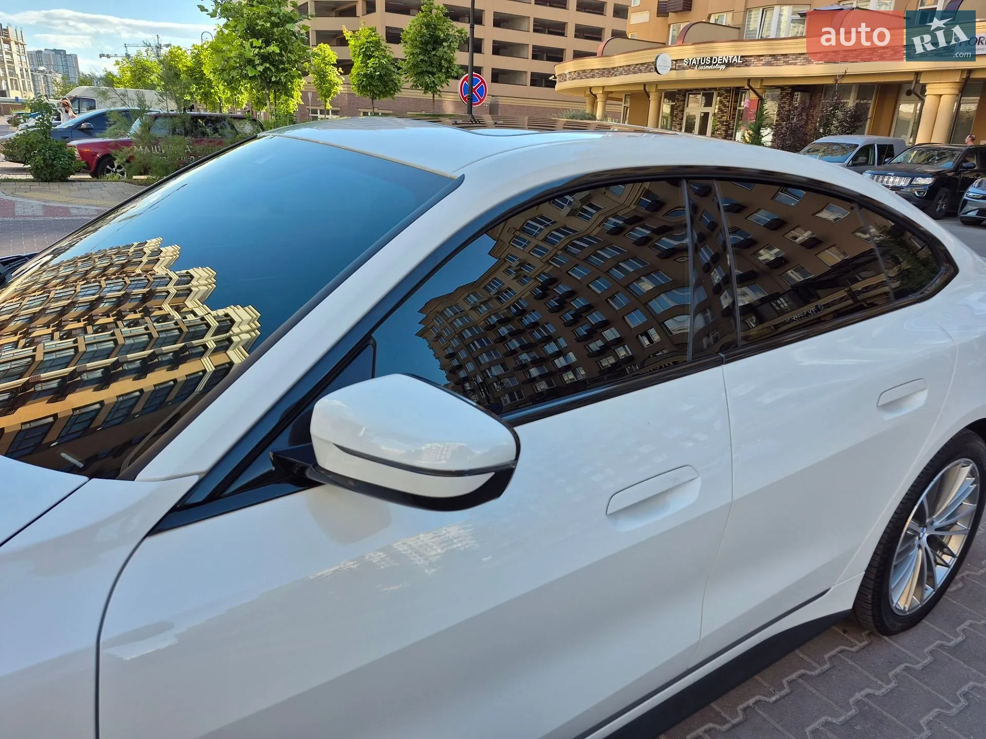 2023 BMW i4 - мініатюра 13