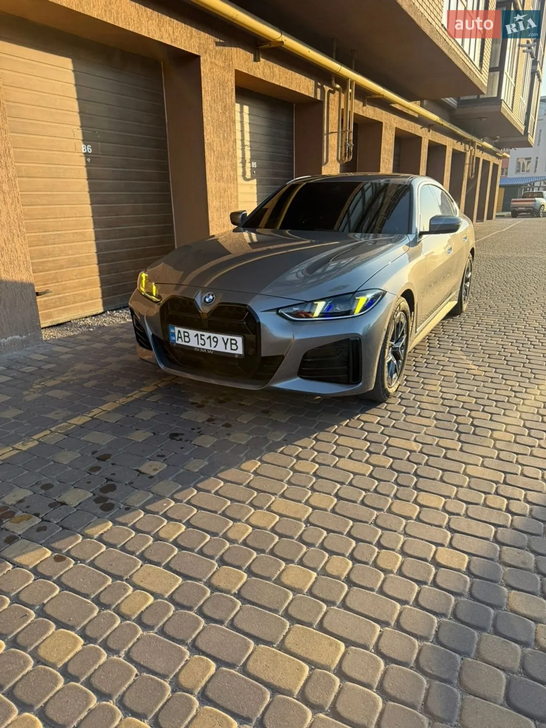 2024 BMW i4 - мініатюра 3
