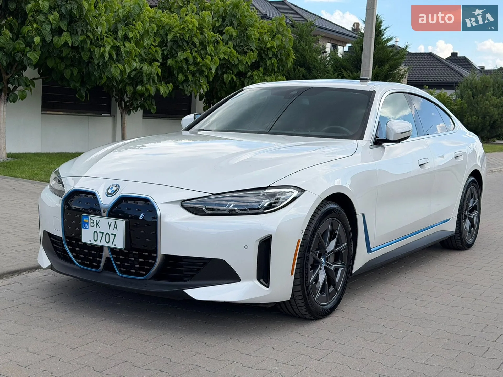 2023 BMW i4 - фото 1