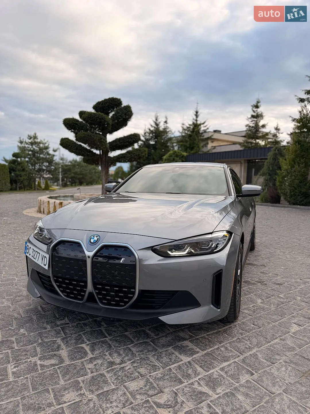 2024 BMW i4 - мініатюра 3