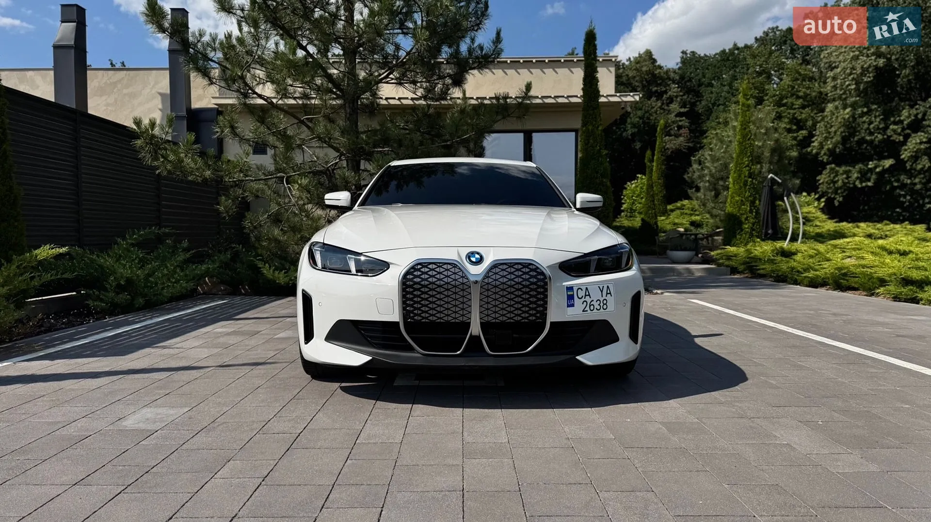 2024 BMW i4 - мініатюра 3