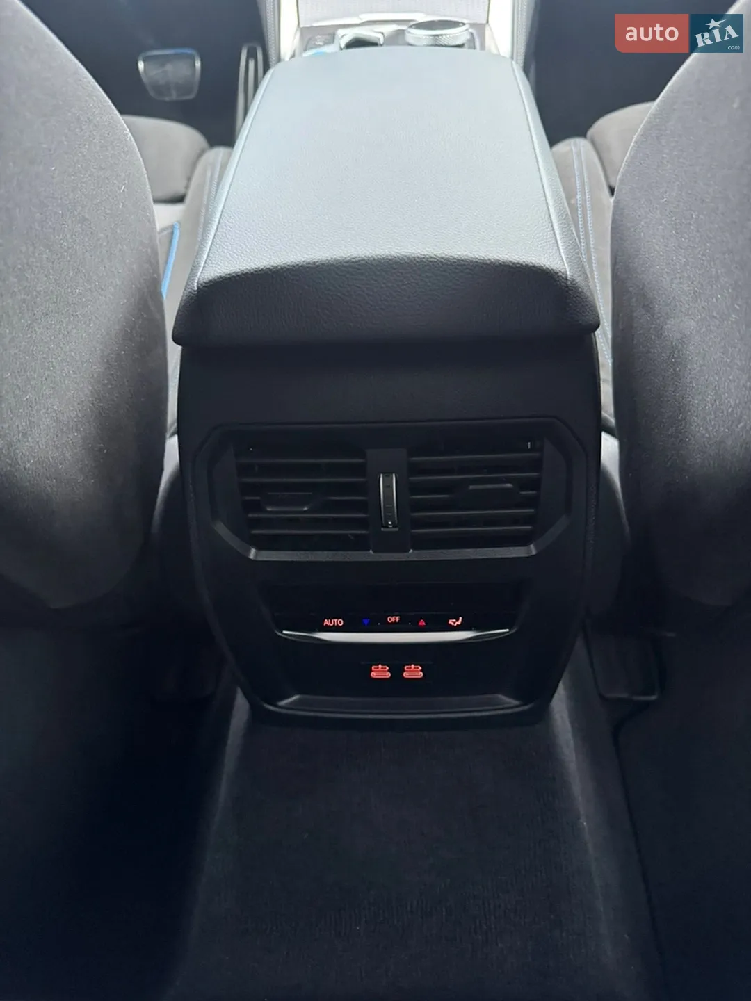 2025 BMW i4 - мініатюра 18