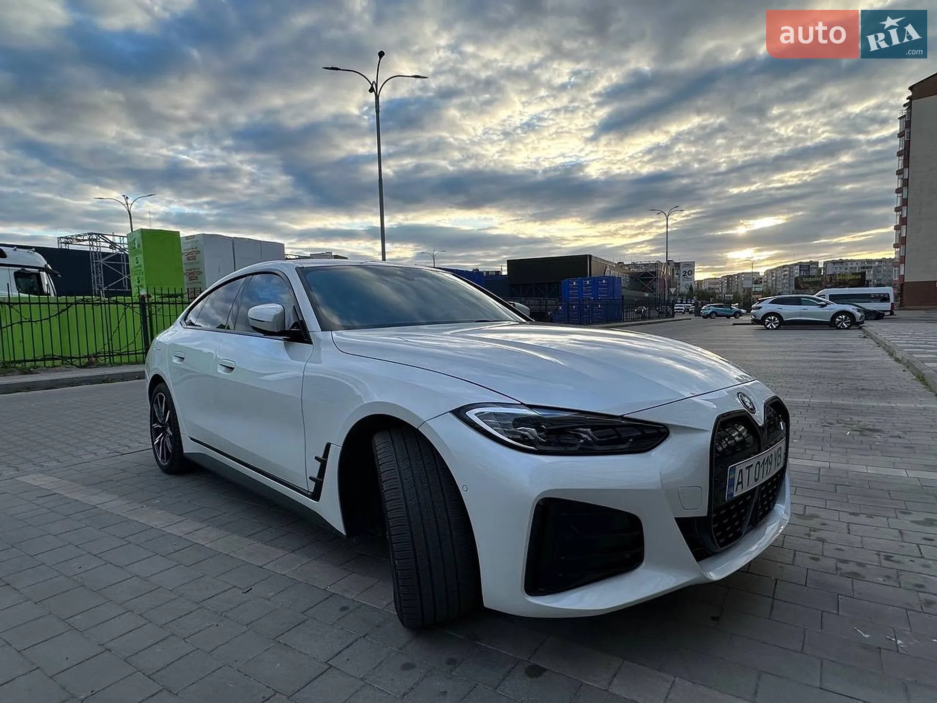 2022 BMW i4 - мініатюра 3
