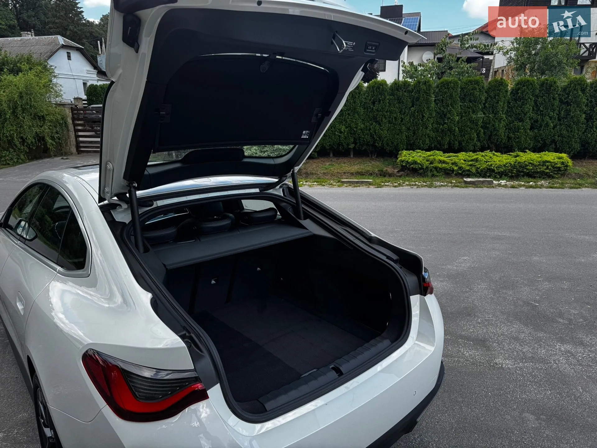 2024 BMW i4 - мініатюра 17