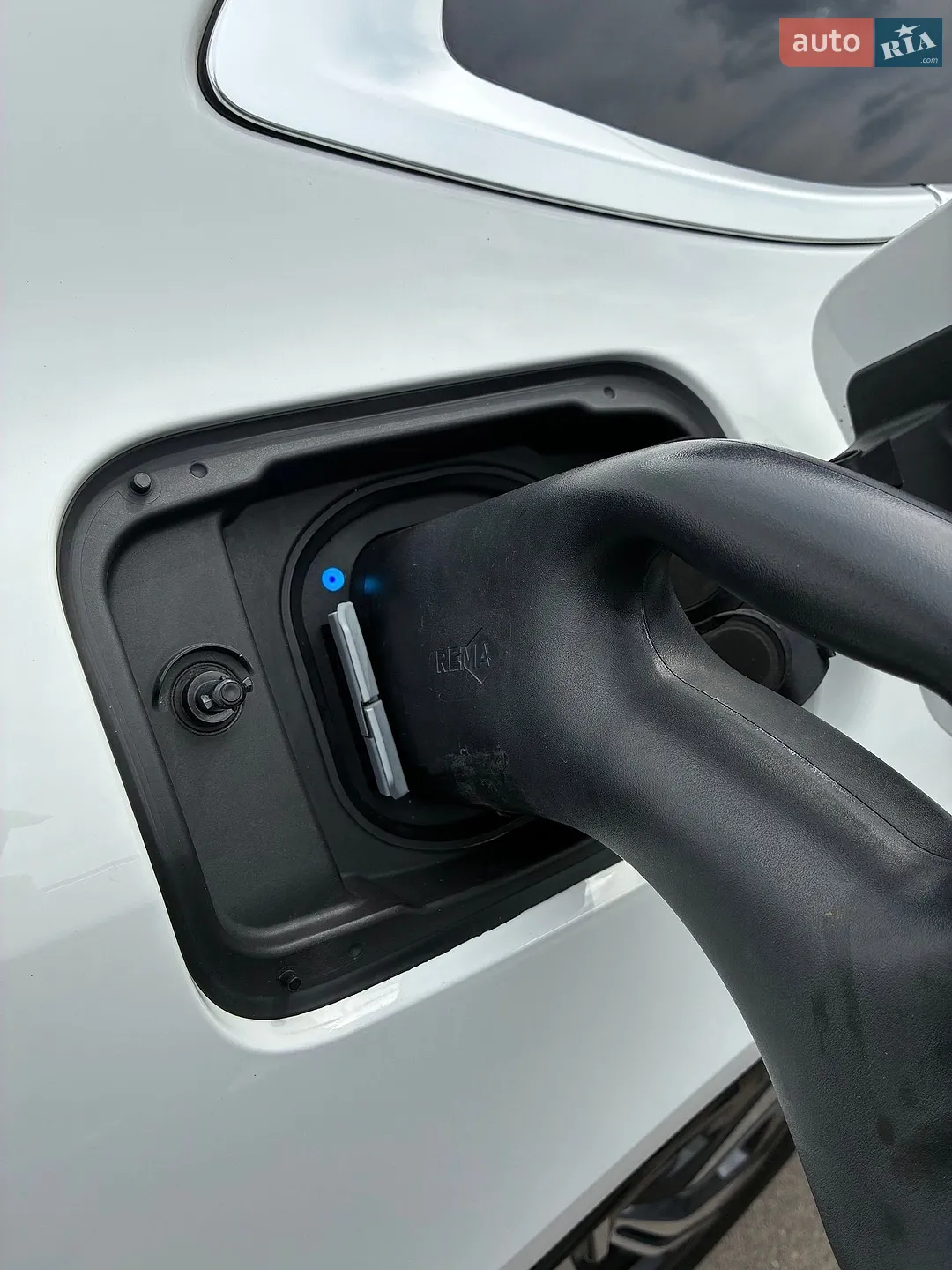 2022 BMW i4 - мініатюра 39