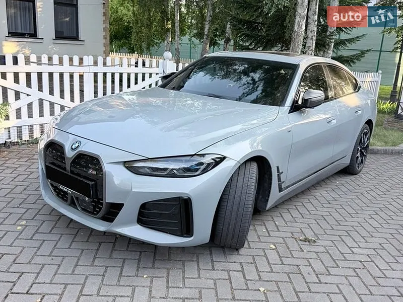 BMW i4