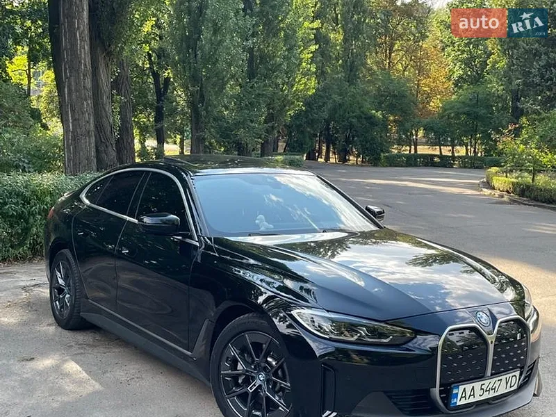 BMW i4