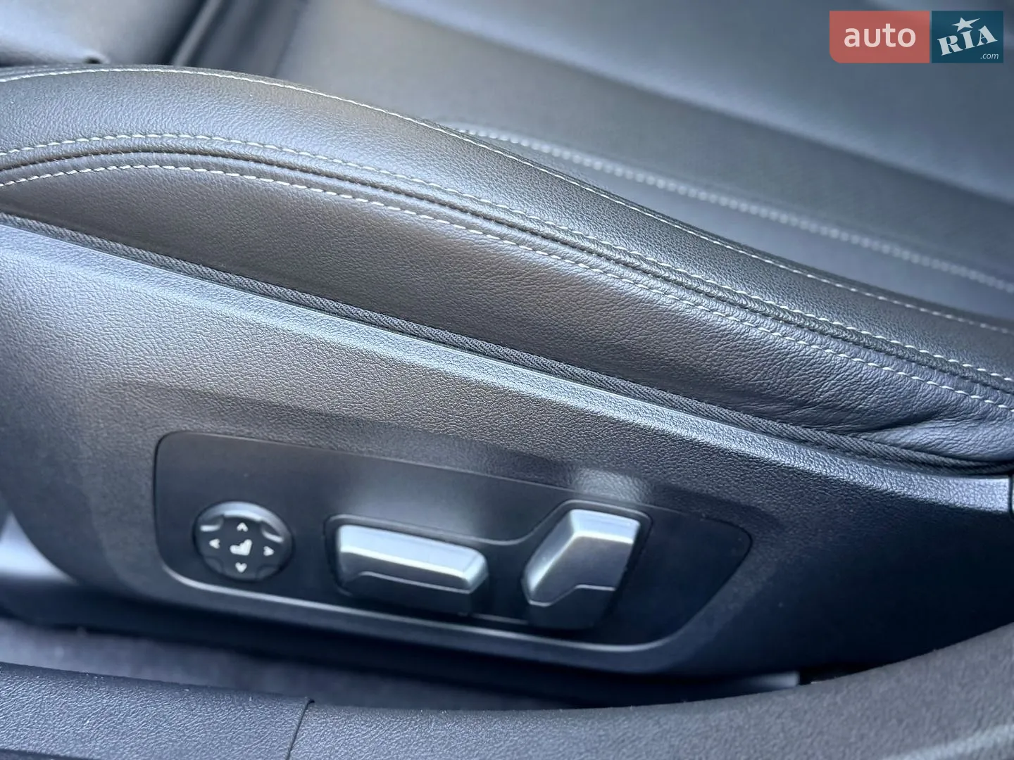 2023 BMW i4 - мініатюра 16