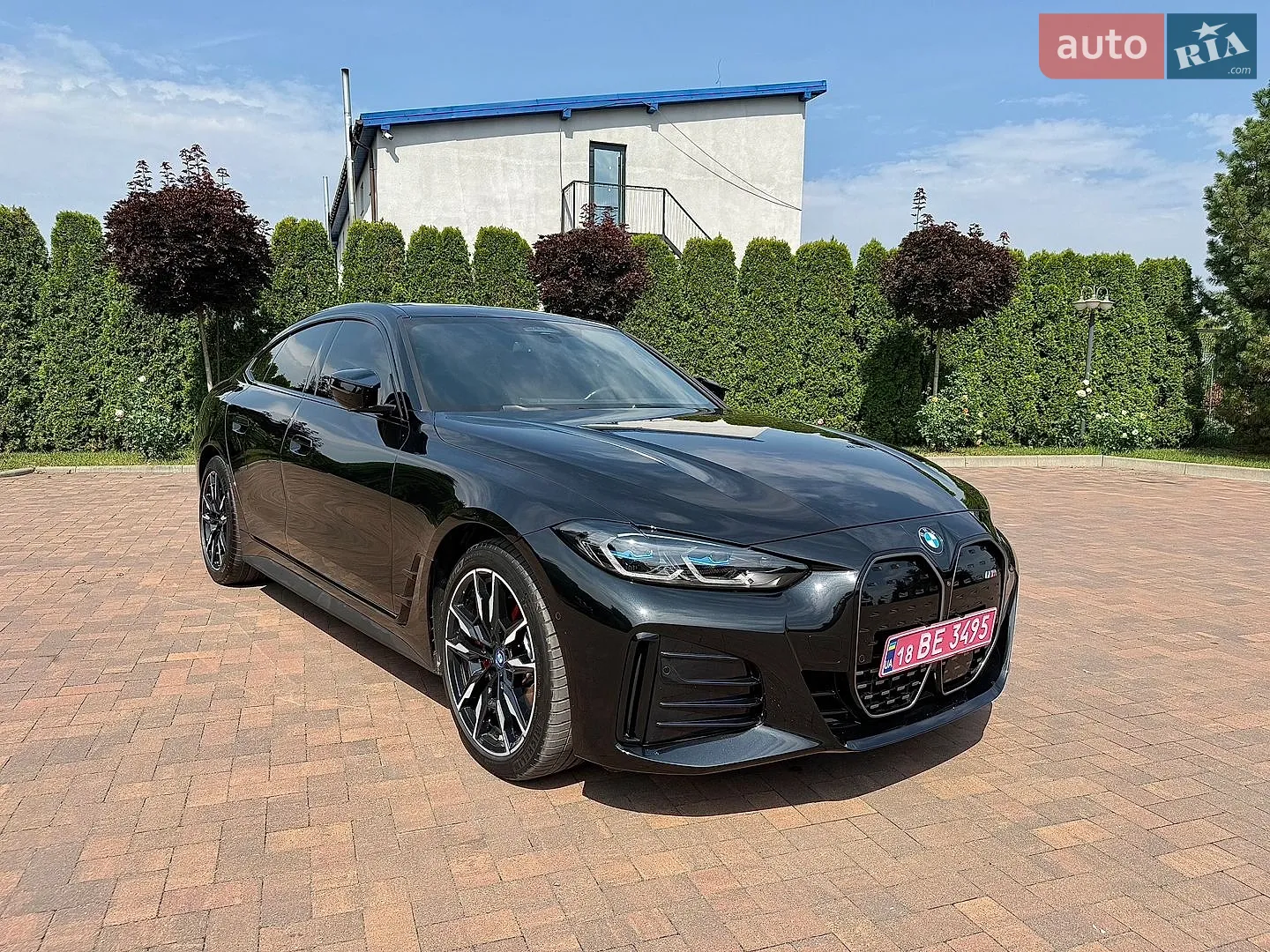 2022 BMW i4 - фото 1