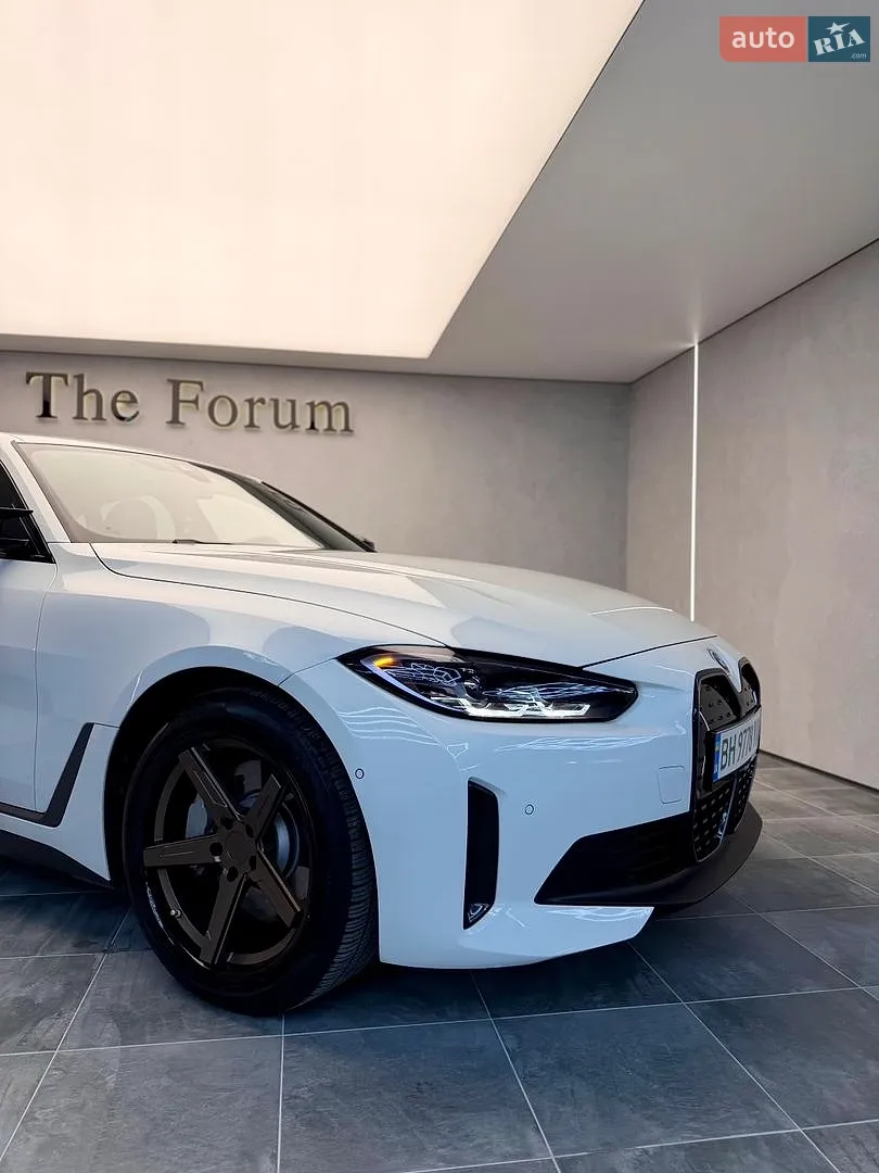 2024 BMW i4 - мініатюра 3