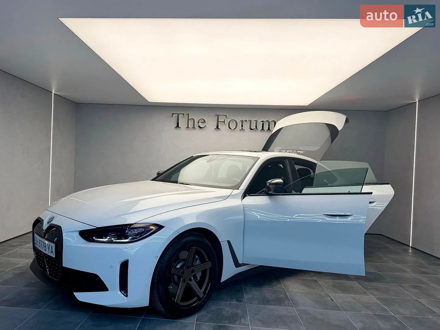 2024 BMW i4 - мініатюра 15
