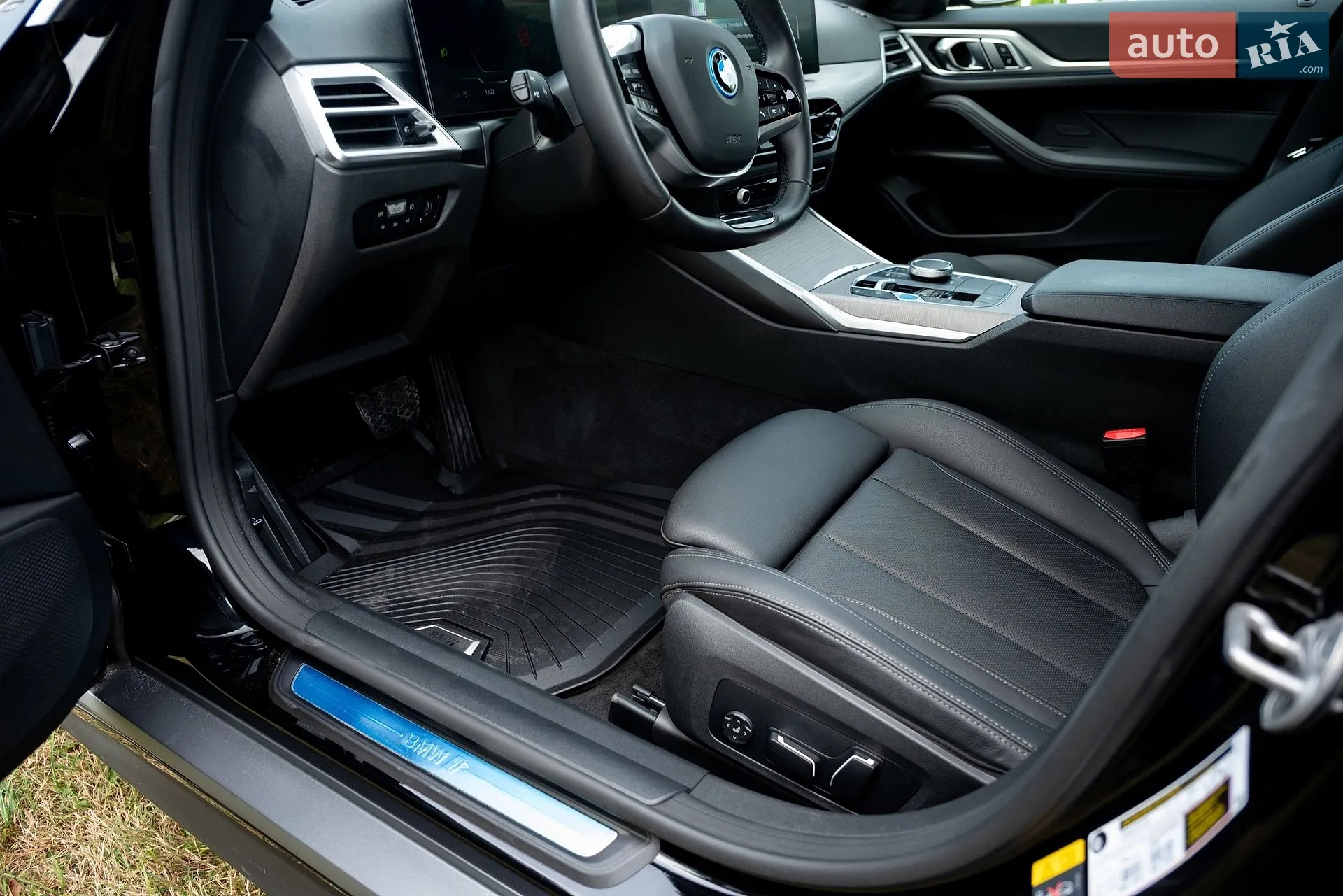 2025 BMW i4 - мініатюра 29