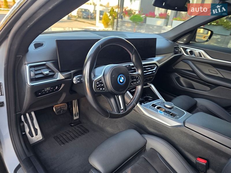 Купе BMW i4 2023 в Самборі
