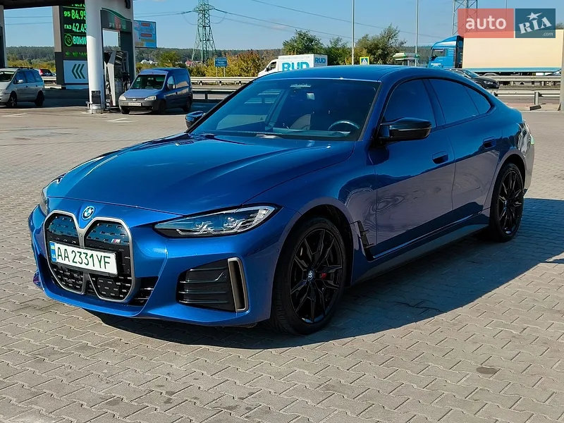 BMW i4