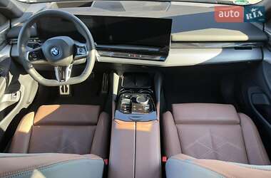 Седан BMW i5 2023 в Хмельницькому