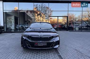 Седан BMW i5 2023 в Одесі