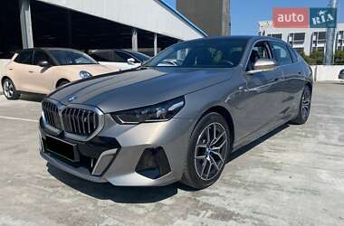 Седан BMW i5 2024 в Киеве