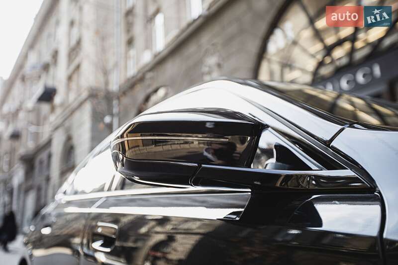 Седан BMW i5 2024 в Киеве