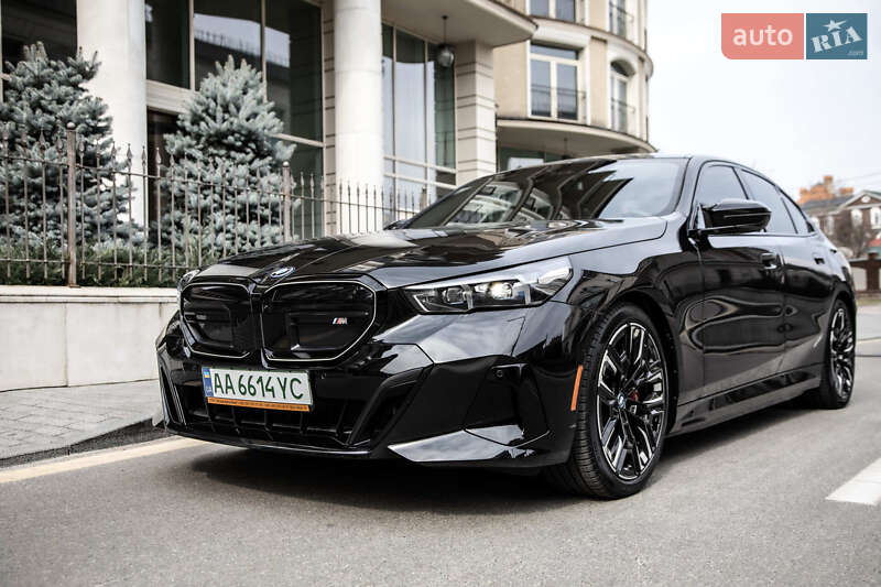 Седан BMW i5 2024 в Киеве