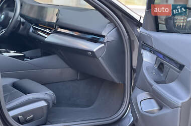 Седан BMW i5 2024 в 