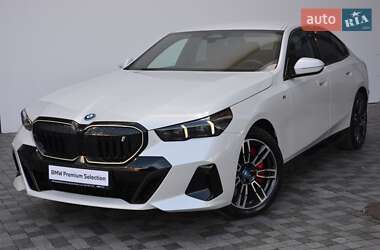 Седан BMW i5 2024 в Киеве