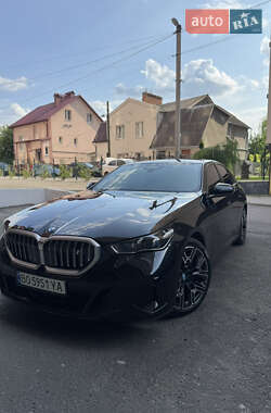 Седан BMW i5 2023 в Тернополі
