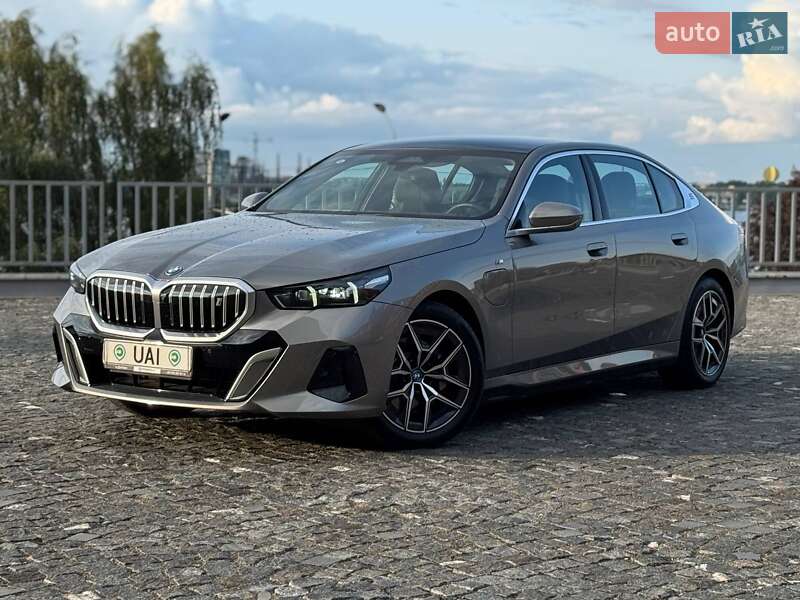 BMW i5 2024