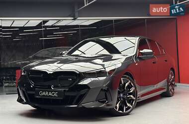 Седан BMW i5 2023 в Києві