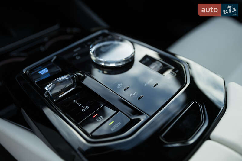 Седан BMW i5 2024 в Луцьку