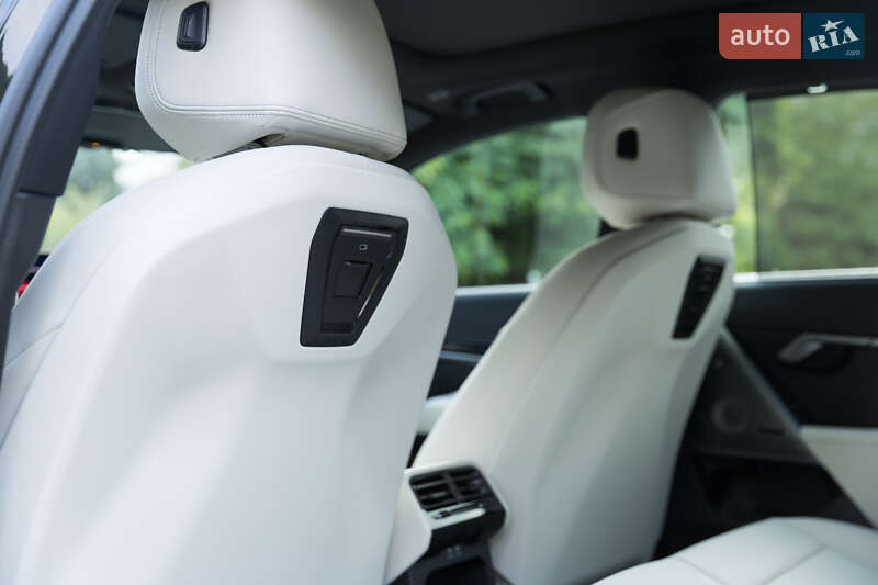 Седан BMW i5 2024 в Луцьку