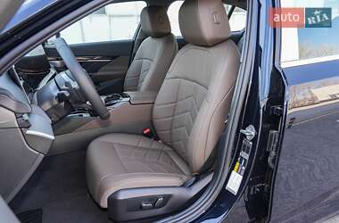 Седан BMW i5 2024 в 