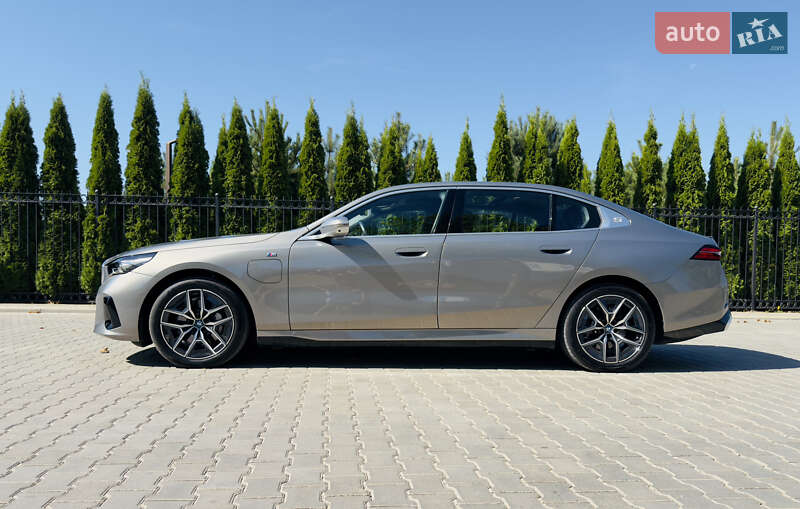 Седан BMW i5 2024 в Одессе
