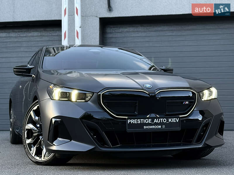 BMW i5 2023