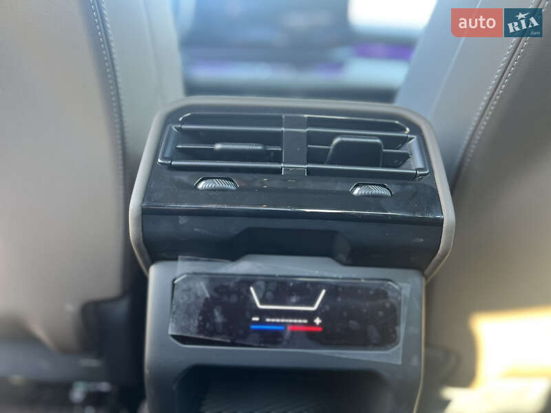 Седан BMW i5 2024 в Киеве