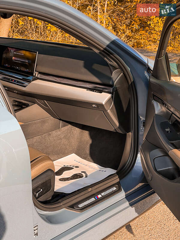 Седан BMW i5 2024 в Кривом Роге фото 9 Седан BMW i5 2024 в Кривом Роге