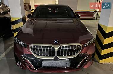 Седан BMW i5 2024 в Киеве