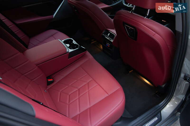 Седан BMW i5 2024 в Киеве фото 31 Седан BMW i5 2024 в Киеве