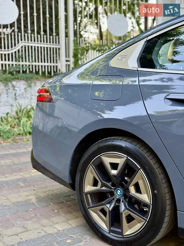 BMW i5 2024 VIN LBV51FM06RSD48337 фото оголошення 15 з 53