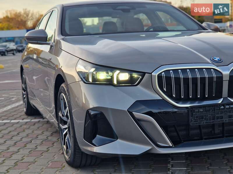 Седан BMW i5 2024 в Одессе