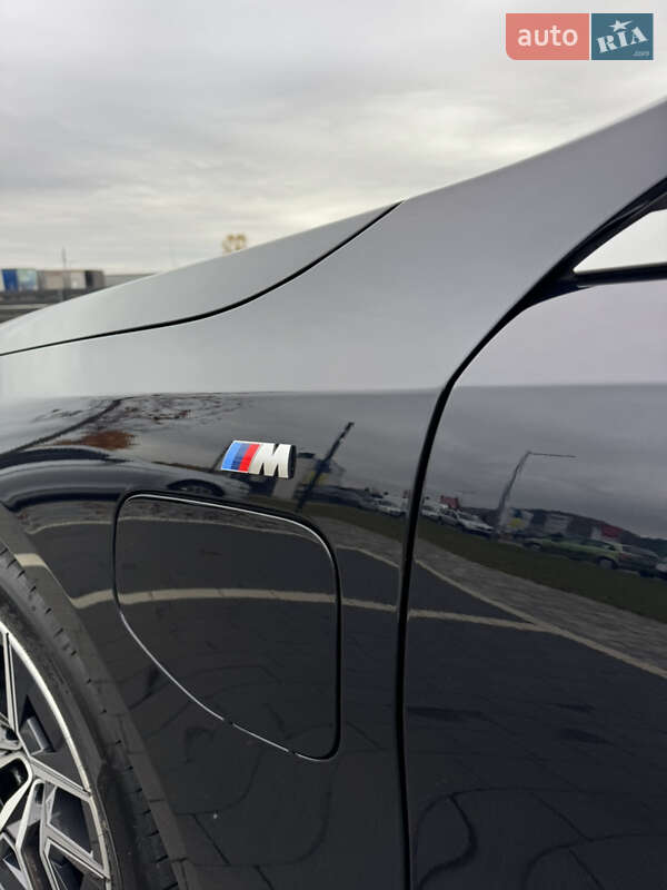 Седан BMW i5 2024 в Мукачевому